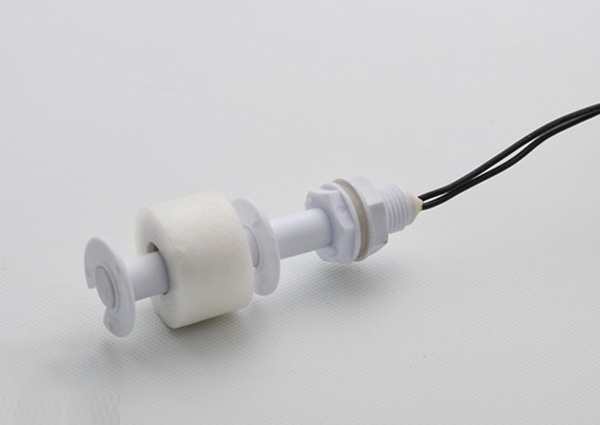 電容液位傳感器有什么特點？能在高溫環(huán)境應用嗎?